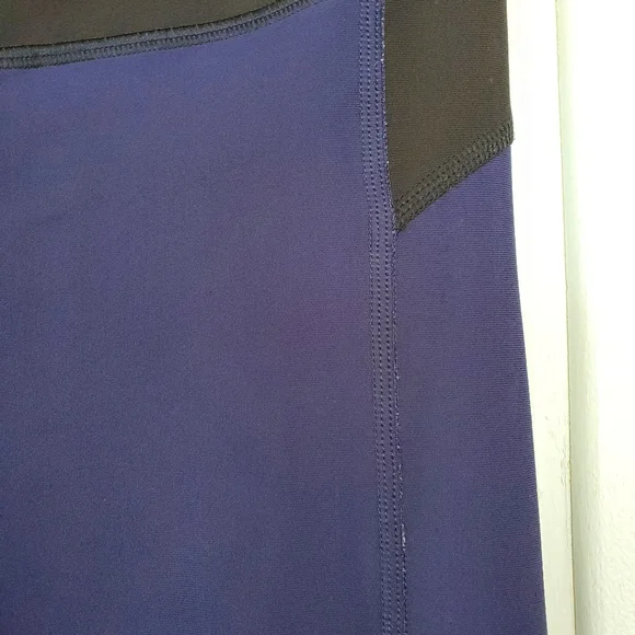 Under Armour Heat Gear Leggings - Picture 6 of 6